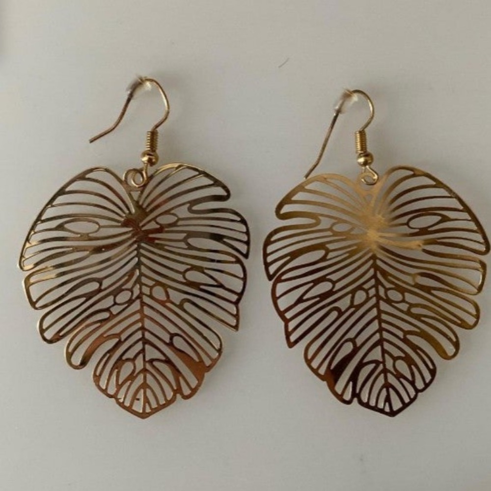 Nwt tropical leaf earrings